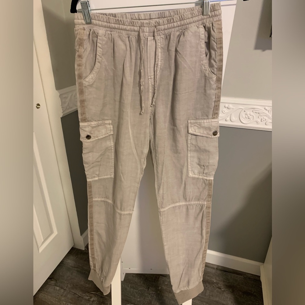 grey jogger cargo pants